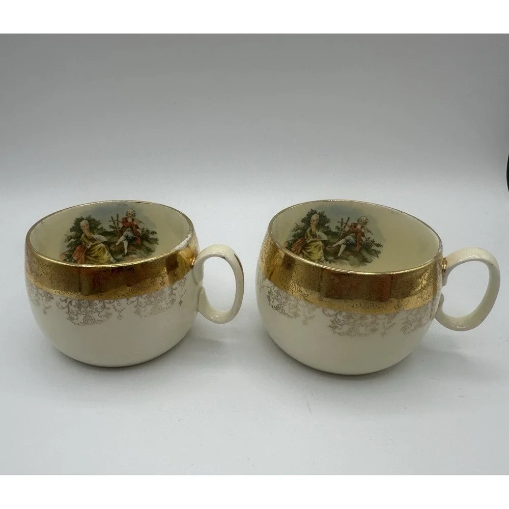 Pair of Sabin Crest-O-Gold Flat Cups Made In USA 22K Gold